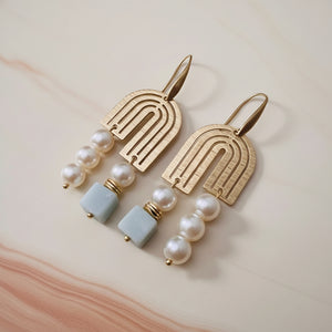 Blue Ocean & Pearls Earrings